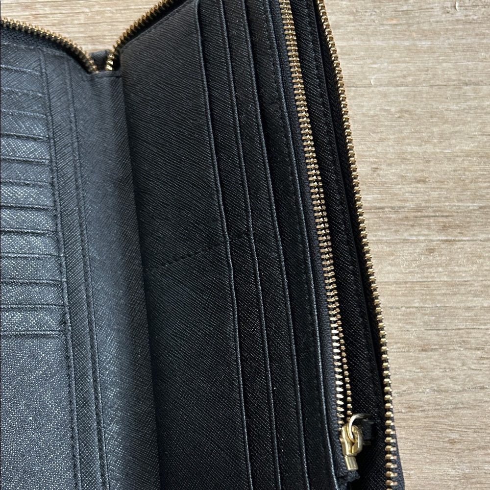 Tory Burch Black Patterned Wallet - image 3